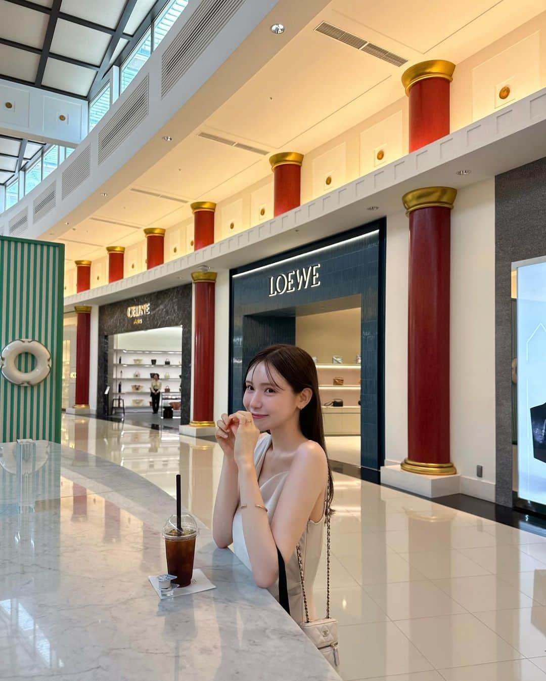 DFS & T Galleriaさんのインスタグラム写真 - (DFS & T GalleriaInstagram)「Explore a shopper's paradise with @o3_imy! 🌴🛍️ Before catching her flight, she swung by our Okinawa store to check out irresistible deals on her favorite luxury brands 🔥​  Visit us at T Galleria by DFS, Okinawa now and enjoy exclusive savings compared to Japan's local prices 👀 We will help you find something special to mark your unforgettable trip 🥰✈️  @dfsjapanofficial​  #DFSOfficial #DFSOkinawa #OkinawaTrip #OkinawaShopping #LuxuryShopping #DutyFree​ #LuxuryBrands #ExclusiveOffers」10月9日 15時30分 - dfsofficial