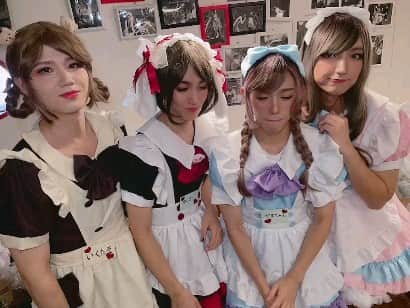 山口いく（アントワネット）のインスタグラム：「#げいにんメイド喫茶 #がまの助 #いろはラムネ #可児正」