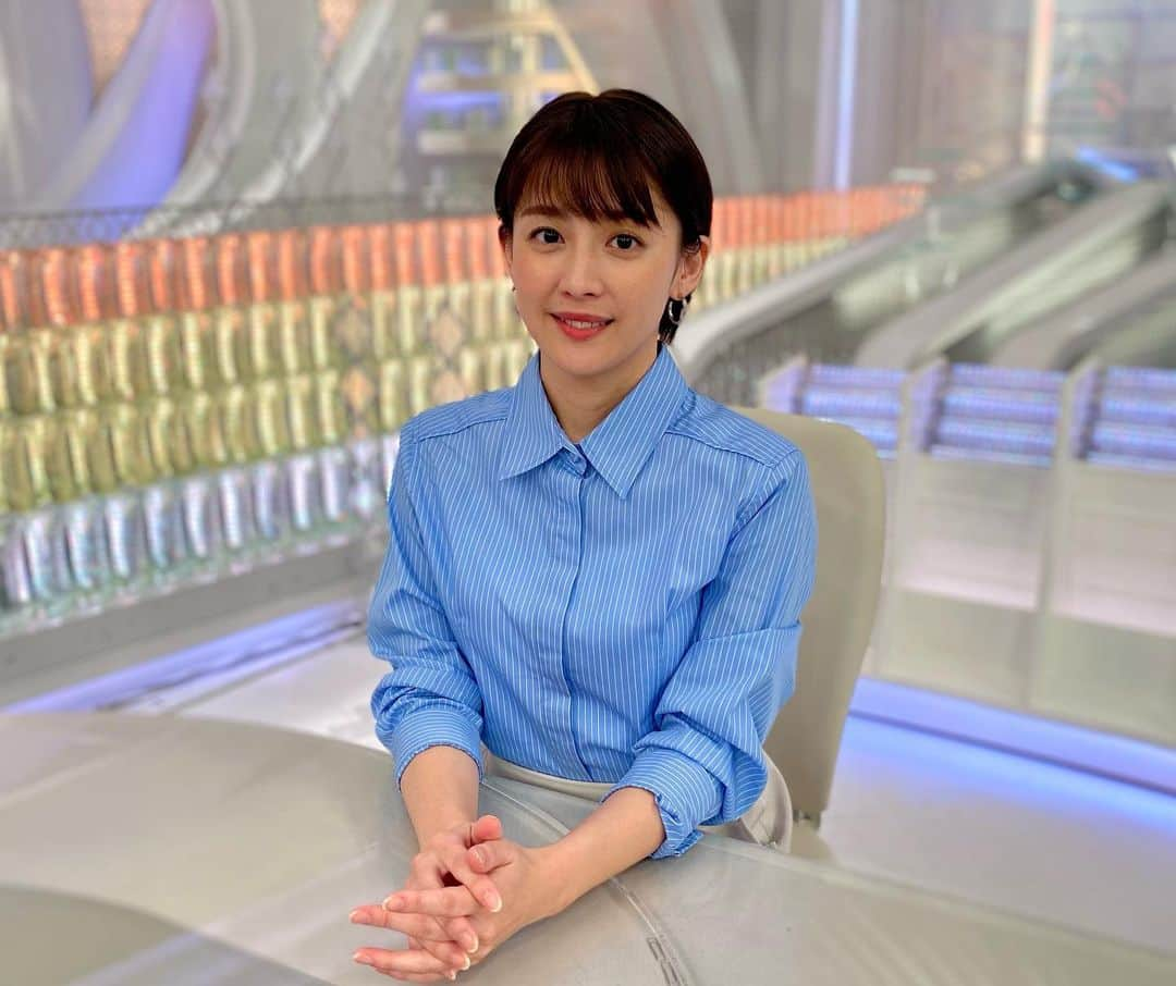 フジテレビ「プライムニュース イブニング」さんのインスタグラム写真 - (フジテレビ「プライムニュース イブニング」Instagram)「きょうの#イット ！は 20分早い15時25分スタートです   ●各地で気温急降下！日中は“ #11月並み “も  ●#宝塚歌劇団 でいじめ報道…否定も真相は？  ●外国人が渋谷に殺到？“ #路上飲み “を追跡  ●この時期最も危険！“異変”で凶暴化する #スズメバチ 駆除中に死者も…ハンター驚きの巨大な巣が続々 ●#バレーボール男子日本代表 が生出演！  #榎並大二郎 @enami_daijiro #宮司愛海 @manami_miyaji  #木村拓也 @takuya.kimura0801  #立石修 #梅津弥英子 @yaeko.umezu   #柳澤秀夫   #ガチャピン @gachapin_official #竹俣紅 @benitakemata_official   #東中健 @ken.higashinaka #フジテレビ #アナウンサー 公式HP：https://www.fujitv.co.jp/livenews_it/ FNNプライムオンライン：https://www.fnn.jp/」10月9日 15時44分 - livenews_it