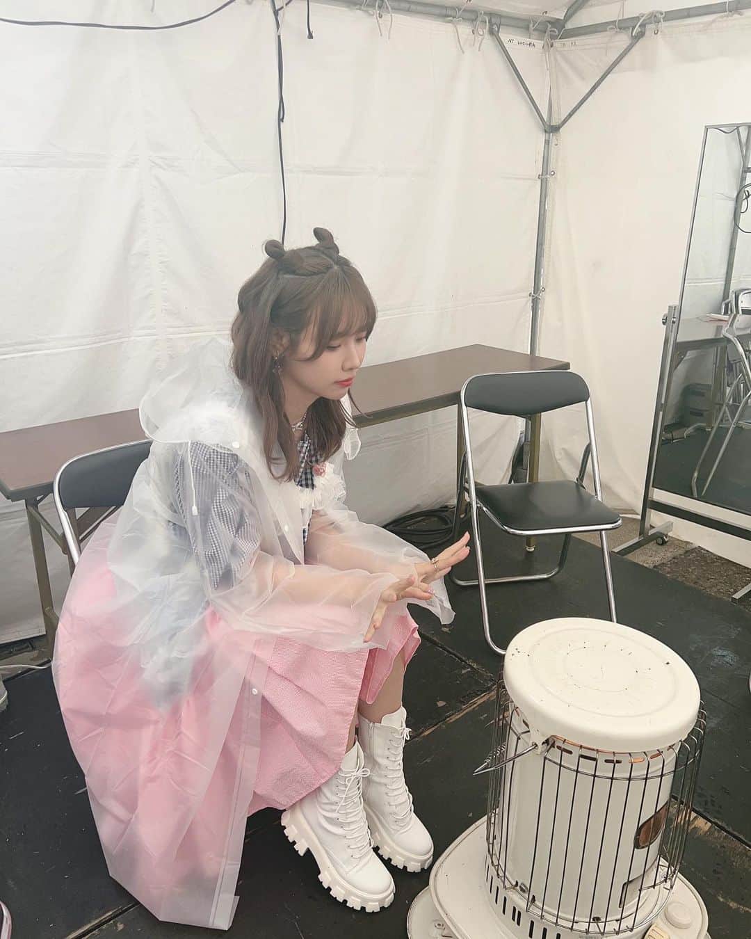 Liyuu（リーユウ）さんのインスタグラム写真 - (Liyuu（リーユウ）Instagram)「「長岡米百俵フェス ~花火と食と音楽と~ 2023」🌾 なんと、連続で2日目の雨ライブ...！！笑  初めましてな方多めで、一緒に素敵な時間過ごせて楽しかったです！！ ありがとうございました！また会えるように！ 移動中のパシャリも🤣  #米フェス」10月9日 15時54分 - koi_liyuu