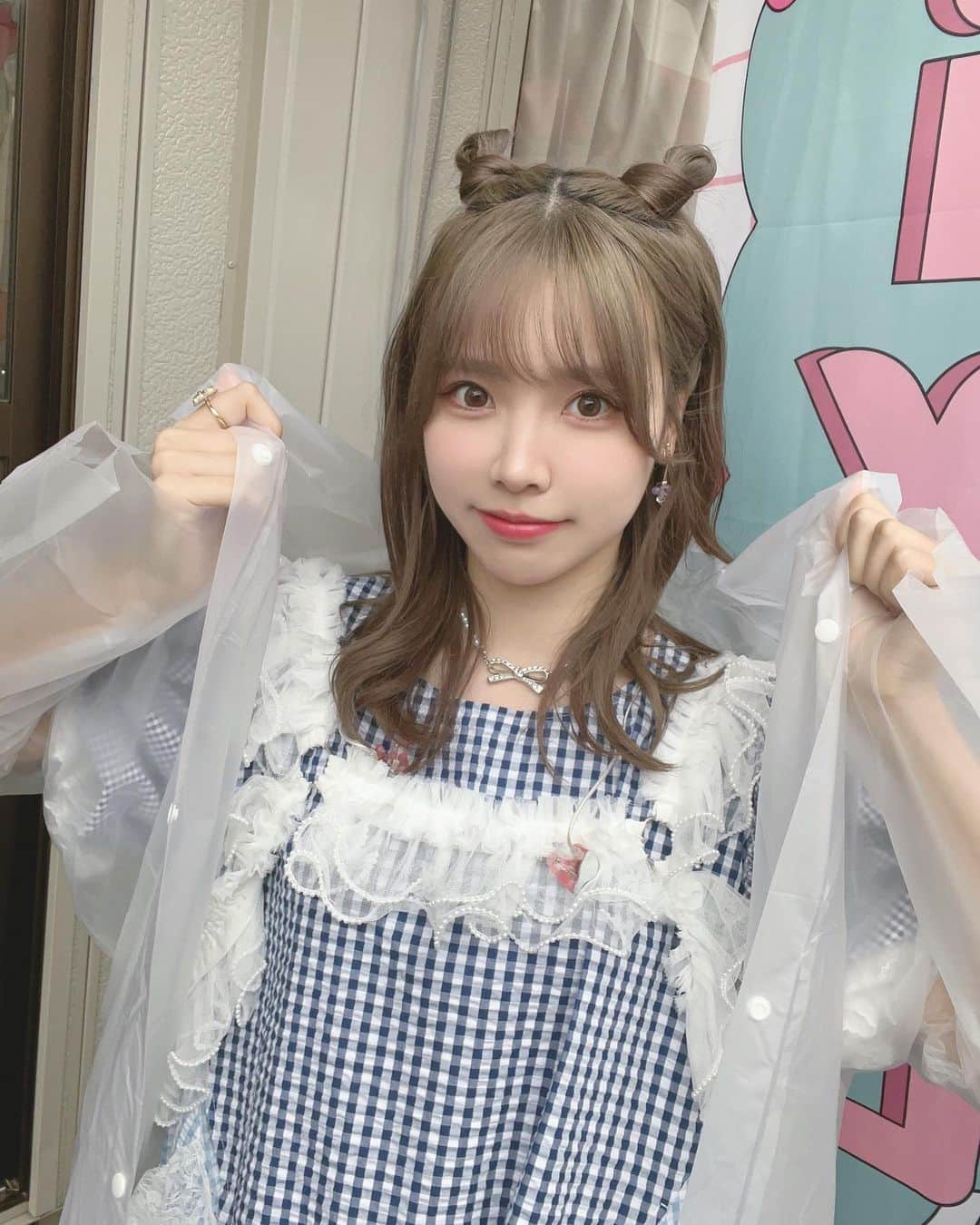 Liyuu（リーユウ）さんのインスタグラム写真 - (Liyuu（リーユウ）Instagram)「「長岡米百俵フェス ~花火と食と音楽と~ 2023」🌾 なんと、連続で2日目の雨ライブ...！！笑  初めましてな方多めで、一緒に素敵な時間過ごせて楽しかったです！！ ありがとうございました！また会えるように！ 移動中のパシャリも🤣  #米フェス」10月9日 15時54分 - koi_liyuu