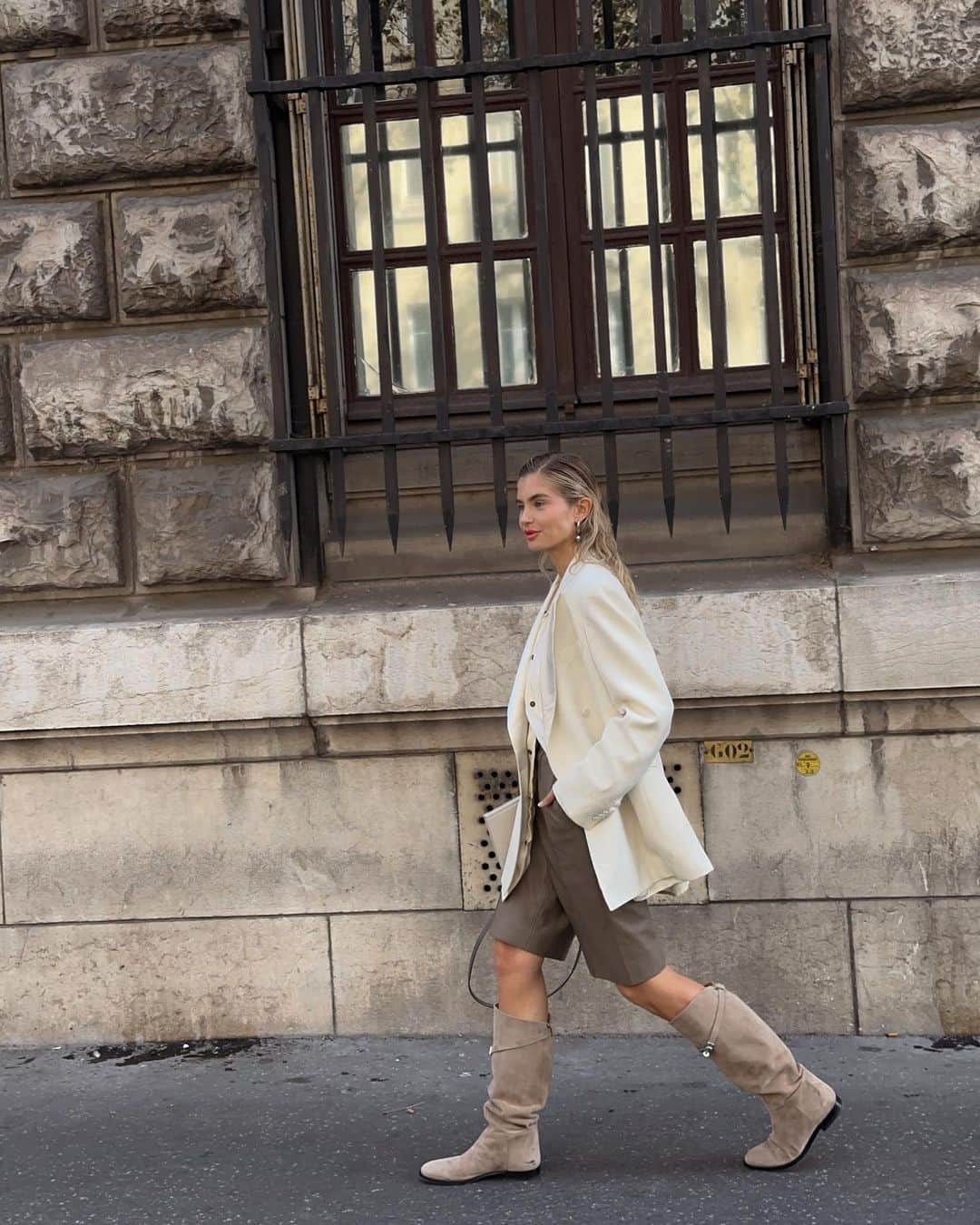 Xenia Adontsさんのインスタグラム写真 - (Xenia AdontsInstagram)「Merci pour tout @hermes 🧡🧡🧡 loved the show, loved the collection, loved the vibe. everything. merci.」10月10日 2時52分 - xeniaadonts