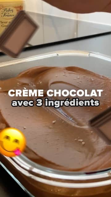 Carrefour Franceのインスタグラム：「Une recette de crème au chocolat, saine, rapide, et très (TRÈS) gourmande 👆  Alors, validée ?  #carrefour #recettefacile #healthy #chocolatlover」