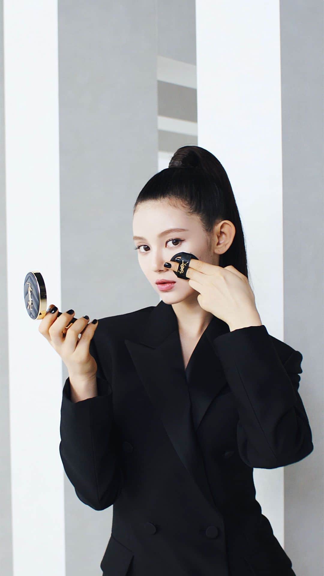 yves-saint-laurent-beauty-yves-saint-laurent