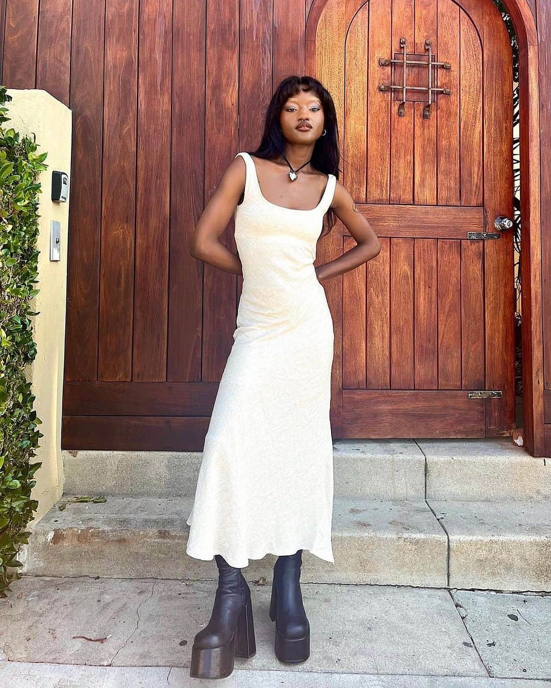 UNIFのインスタグラム：「@kleptokynn 🤍🤍🤍 Blithe Dress and Crypto Boot」