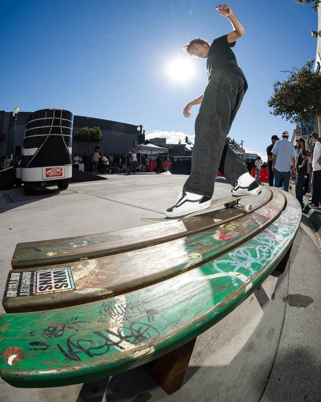 Vans Skateさんのインスタグラム写真 - (Vans SkateInstagram)「What a scorcher 🔥 of a Make Impact Tour stop last Saturday at Covina’s @pawnshopskateco. Thanks for rolling out, bringing your weirdest things to get signed by the team and hanging in the heat. You made this one of the best tours stops yet! Looking forward to seeing you next weekend down in San Diego at @rosestreetskateshop on 10/14.」10月10日 2時27分 - vansskate