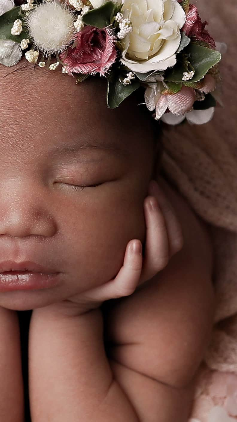 シャネル・イマンのインスタグラム：「Capri’s First Photoshoot 👼🏽🎀 🎥🎞️. @evan_erogers 📸 @patty.othon #proudmomma」