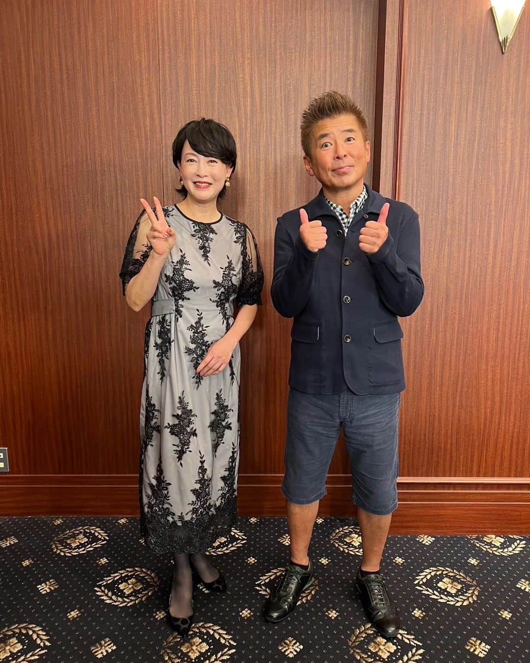 のインスタグラム：「こんばんは！ 今日は寒かったですね～。  本日は勝俣さんとご一緒でした！ 楽しく、美味しいお仕事でした‼️😋🎶 またお知らせしますね‼️😉」