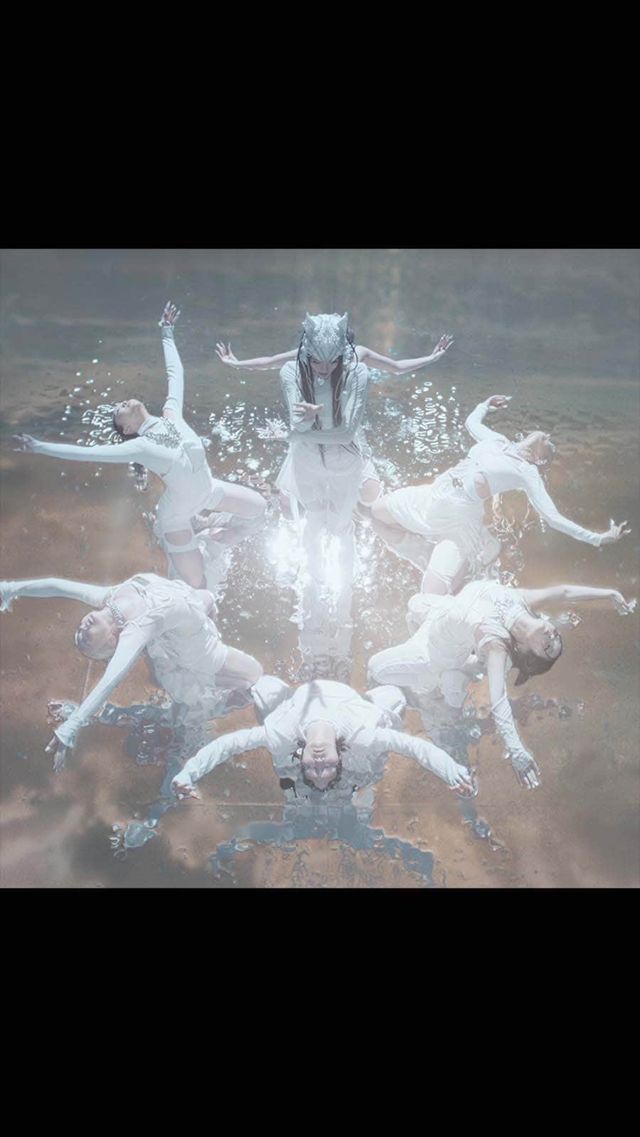 のインスタグラム：「XG - PUPPET SHOW (Choreography) 🎥https://youtu.be/jjXUPNtRGsA  -—— 1st Mini Album ‘NEW DNA’   Streaming https://XG.lnk.to/NEWDNA  #XG #PUPPETSHOW #XG_PUPPETSHOW #NEWDNA  #XG_NEWDNA」