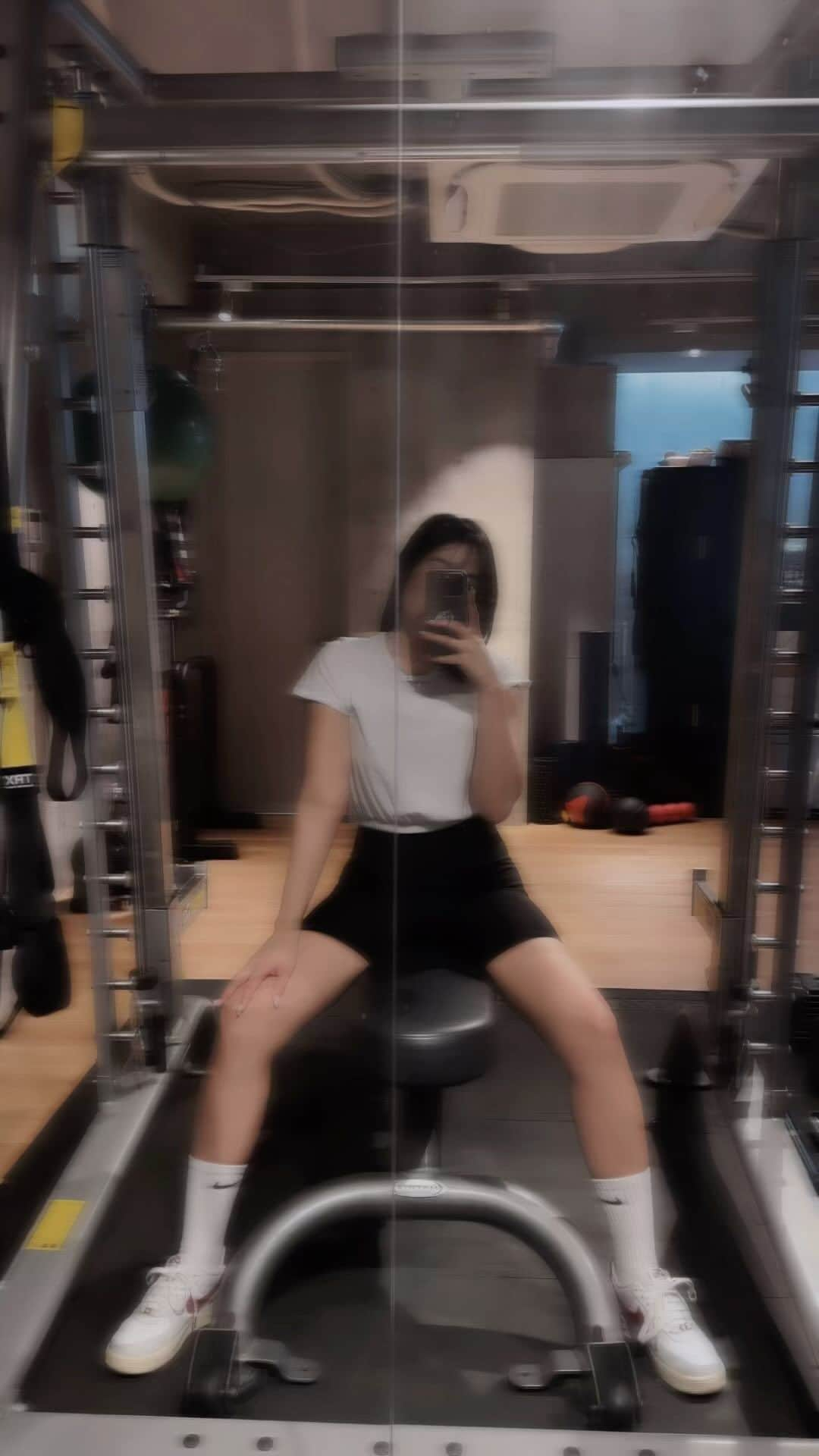 平田梨奈のインスタグラム：「GYM 🖤」