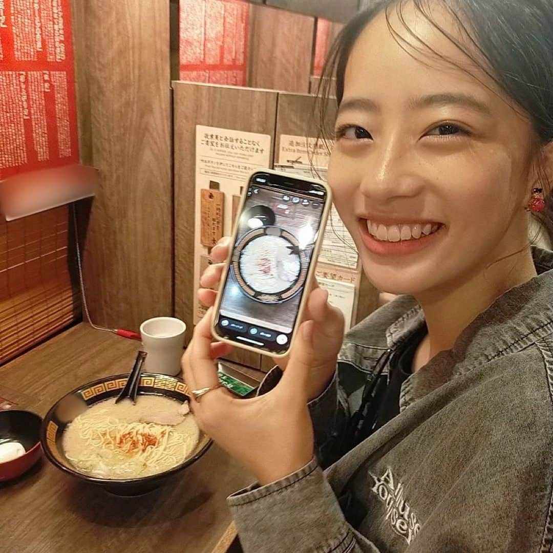 池端杏慈さんのインスタグラム写真 - (池端杏慈Instagram)「︎︎  ラーメン🍜行ってきたよー！！！ 最高でした♡  イヤリングはファンの方からいただいたものです☺️  #ニコラ#nicola#ニコモ #池端杏慈 #ラーメン」10月9日 18時19分 - lespros_anji