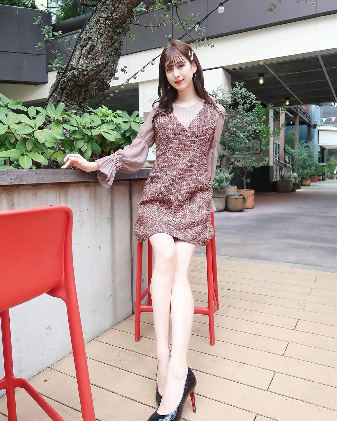 阿部菜渚美さんのインスタグラム写真 - (阿部菜渚美Instagram)「@31sonsdemode さんの 秋物ツイードワンピース👗🤎  ボルドーの色合いと素材から 一気に秋を感じています🍁.*  3連休最終日、明日からもまた 頑張っていきましょう› ·̮ ‹🫧  #31sonsdemode #秋服 #秋服コーデ #トランテアンソンドゥモード  #ツイードワンピース #秋カラー #秋ワンピース #ボルドーカラー」10月9日 19時00分 - nanami_abe73
