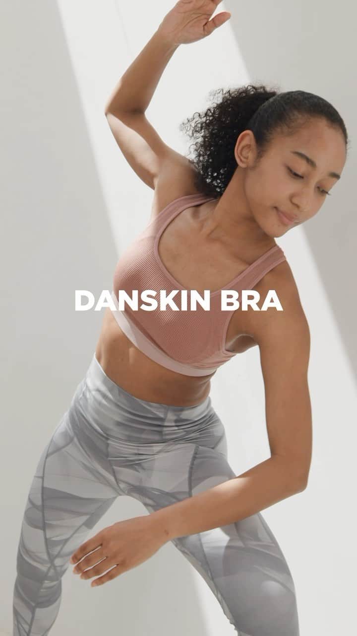 DANSKIN Japanのインスタグラム：「【BRA】  まるでセカンドスキン(第二の肌)のように身体に馴染む着心地の良さが特徴のダンスキンのブラ。 着心地やシーンに合わせて選べる全9種類のブラがあなたのアクティブなライフスタイルをサポートします。  #danskin #danskinjapan #ダンスキン #こころとからだ #わたしを生きる」