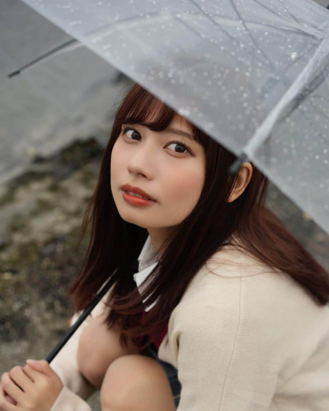 鹿目凛のインスタグラム：「雨の日  撮影 @yamato_ao   #でんぱ組inc #鹿目凛 #ぺろりん ＃鎌倉 #撮影 #カメラ #作品撮り #雨」