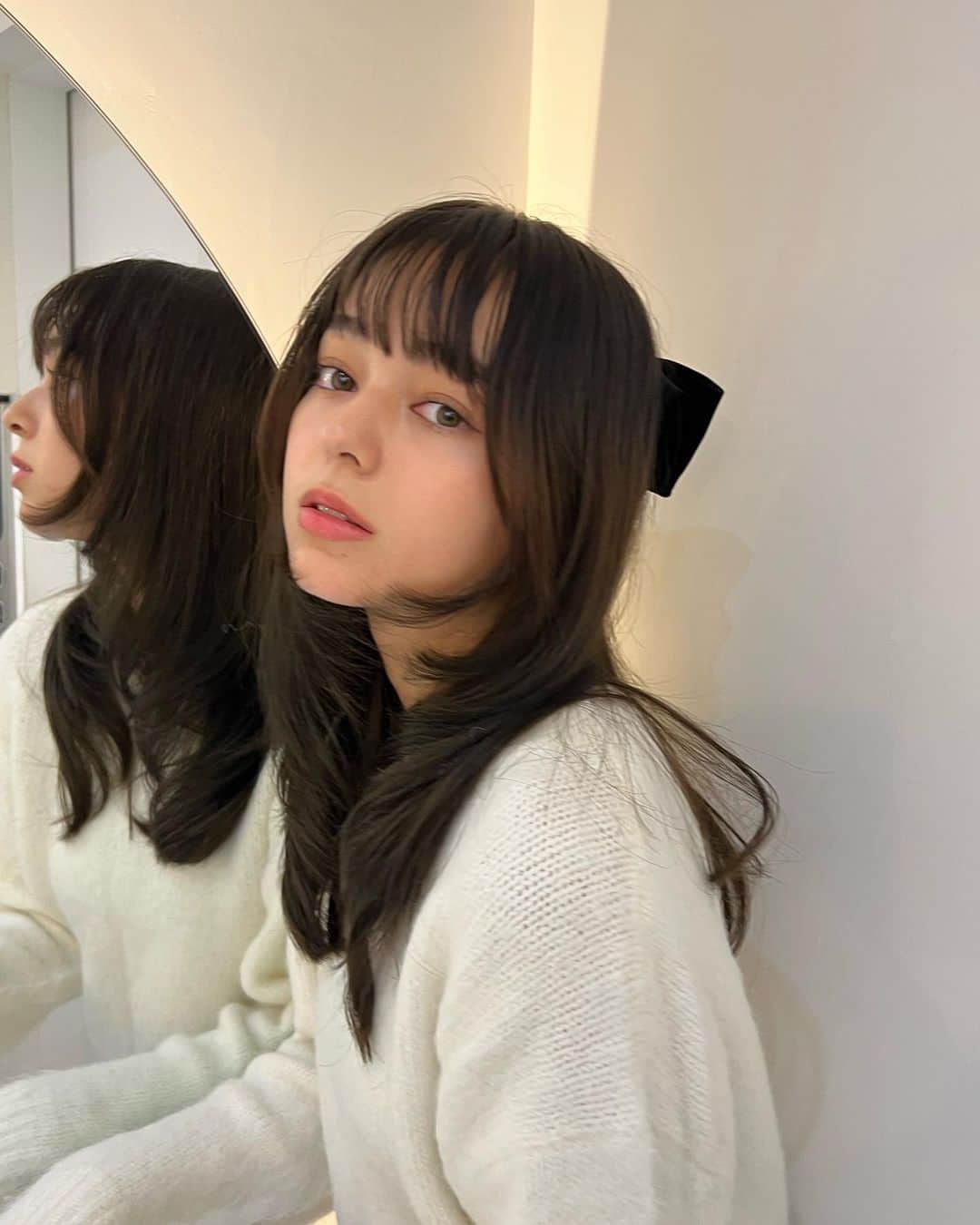 のインスタグラム：「🎀🤍」