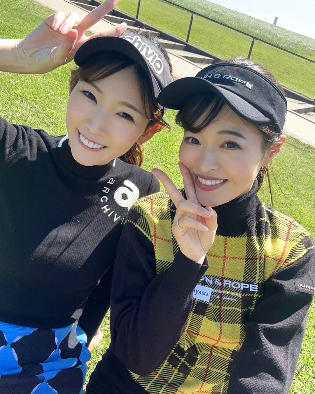 美波千夏のインスタグラム：「. としみんと越谷⛳️❤️ お互い秋ウェアでかわゆす💙💛  やっぱとしこ落ち着くわ〜✨✨ また近々誕生日のお祝いしよね🎂🥂  私のウェアはアルチビオ❤️ また全身載せます♬ @archivio.official  .  .  #PR #ゴルフコーデ #ゴルフウェア　 #アルチビオ #アルチビオコーデ」