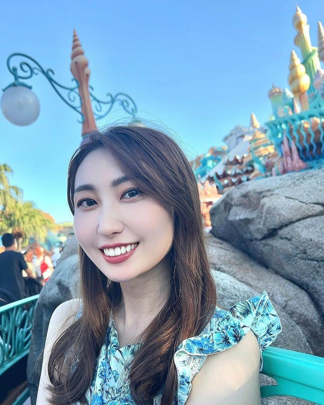 尾崎ありささんのインスタグラム写真 - (尾崎ありさInstagram)「🐚🫧  #ディズニー #ディズニーシー #disneysea #disney #tokyodisneysea  #tokyodisneyresort  #tds #ディズニー部 #ディズニー写真部 #東京ディズニーシー #マーメードラグーン #リトルマーメイド #ディズニーリゾート #写真撮ってる人と繋がりたい #ポートレート #ディズニーハロウィン #お洒落さんと繋がりたい #tdl #ディズニーランド #東京ディズニーランド #写真好きな人と繋がりたい #ディズニーコーデ #東京カメラ部 #ディズニーフォト #ディズニー好きな人と繋がりたい #disneygram #disneypic #portrait #夜景 #撮影」10月9日 20時32分 - also1219