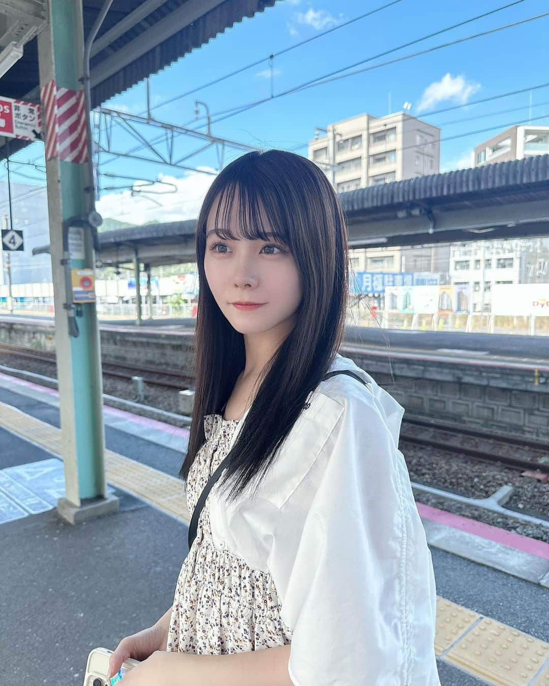 立仙愛理さんのインスタグラム写真 - (立仙愛理Instagram)「🚃🤍」10月9日 20時25分 - _airissen