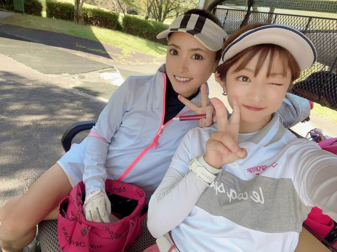 中田有美さんのインスタグラム写真 - (中田有美Instagram)「りえちゃん不在女子ゴルフ🥲 来月は4人で回ろ〜っ❤️ 安定に好き🥺♡」10月9日 20時36分 - yumi_5287