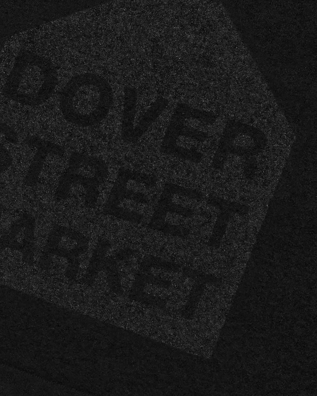 DOVER STREET MARKET GINZAさんのインスタグラム写真 - (DOVER STREET MARKET GINZAInstagram)「STONE ISLAND | DOVER STREET MARKET⁠ ⁠ Visit the Dover Street Market website for more information. ⁠ ⁠ @stoneisland_official⁠ @doverstreetmarketlondon⁠ @doverstreetmarketginza」10月9日 21時00分 - doverstreetmarketginza