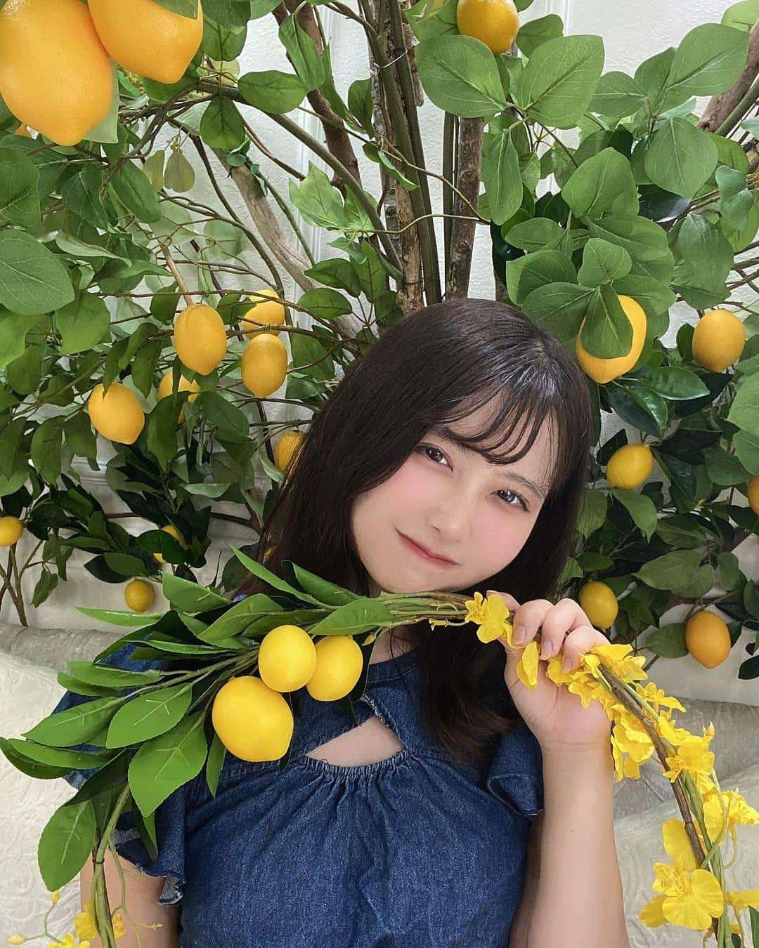 佐藤かれんさんのインスタグラム写真 - (佐藤かれんInstagram)「レモン〜〜レモンのお菓子って大好き、美味しいよね  何系が好き？  #オートクチュールカフェ #表参道カフェ #アフタヌーンティー #アフヌン #アフヌン好きな人と繋がりたい #grl購入品 #ヌン活 #ヌン活好きな人と繋がりたい #表参道アフタヌーンティー #hautecouturecafe #cake #afternoontea #表参道グルメ #女子大生の日常」10月9日 21時05分 - berobero_baaa