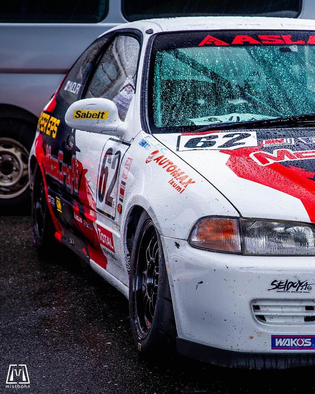 mistbahnさんのインスタグラム写真 - (mistbahnInstagram)「_ MOZCRAFT ASLAN SPIRIT Honda EG6 CIVIC SiR _ 🚗: @limitation_moz | @_mozcraft_ 📷: @mistbahn _ Shot on Oct-8 2023 "SUZUKA CLUBMAN RACE FF CHALLENGE Final Round" at Suzuka International Circuit _ JP) 2023年10月8日 鈴鹿フルコース(鈴鹿サーキット国際レーシングコース)、鈴鹿クラブマンレース FFチャレンジ最終戦にて撮影。 _ #suzukaclubmanrace #鈴鹿クラブマンレース #鈴鹿クラブマン #鈴鹿クラブマン2023 #ffchallenge #ffチャレンジ #ffチャレンジ2023 #suzukacircuit #suzukainternationalcircuit #鈴鹿サーキット #mozcraft #モズクラボディ #hypereps #aslan #アスラン #aslan_inc_japan #spiritshocks #n1civic #civic #hondacivic #ホンダシビック #シビック #eg6 #eg #egcivic #n1civic #bseries #b16 #kanjo  #hondasontrack」10月9日 21時33分 - mistbahn