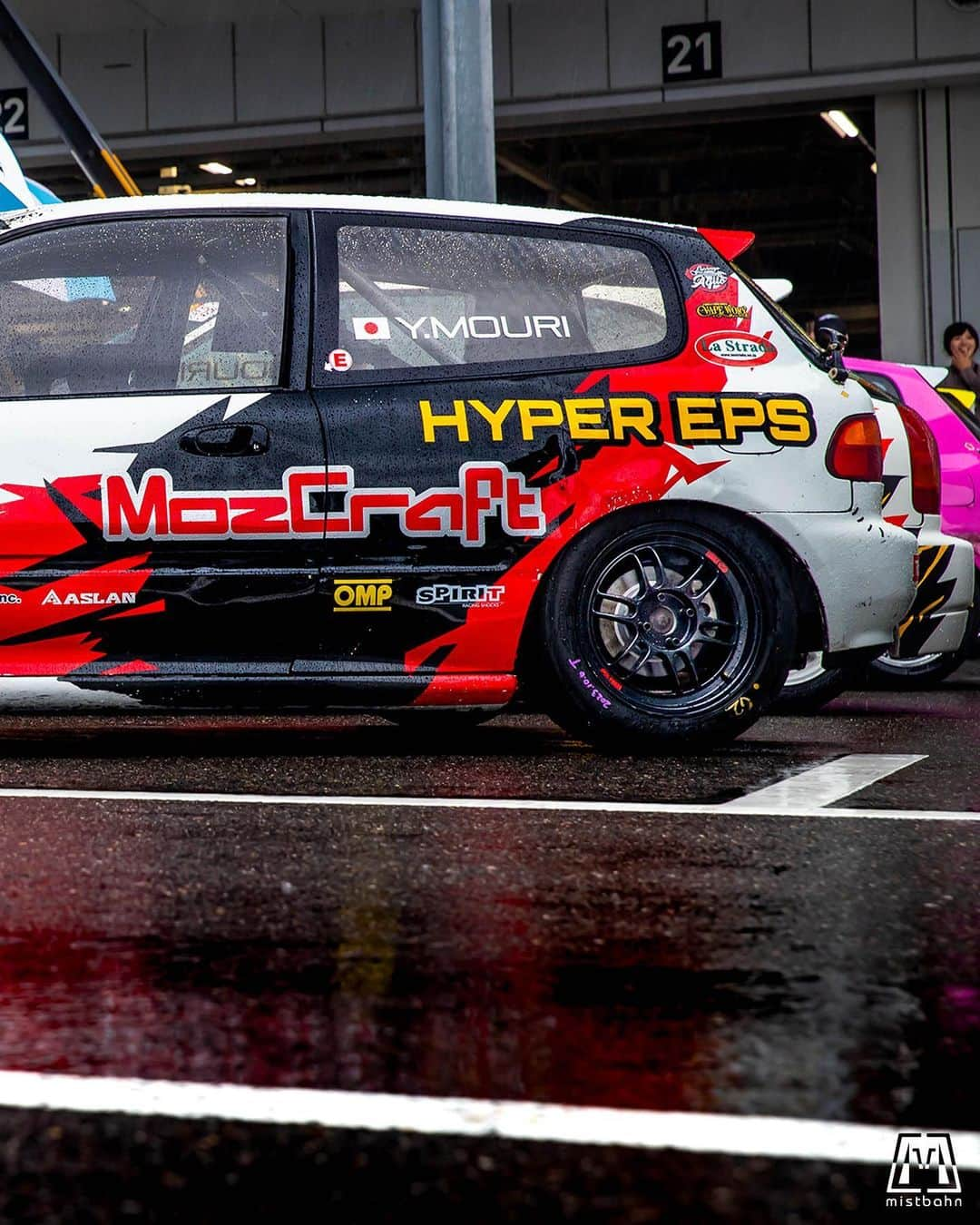 mistbahnさんのインスタグラム写真 - (mistbahnInstagram)「_ MOZCRAFT ASLAN SPIRIT Honda EG6 CIVIC SiR _ 🚗: @limitation_moz | @_mozcraft_ 📷: @mistbahn _ Shot on Oct-8 2023 "SUZUKA CLUBMAN RACE FF CHALLENGE Final Round" at Suzuka International Circuit _ JP) 2023年10月8日 鈴鹿フルコース(鈴鹿サーキット国際レーシングコース)、鈴鹿クラブマンレース FFチャレンジ最終戦にて撮影。 _ #suzukaclubmanrace #鈴鹿クラブマンレース #鈴鹿クラブマン #鈴鹿クラブマン2023 #ffchallenge #ffチャレンジ #ffチャレンジ2023 #suzukacircuit #suzukainternationalcircuit #鈴鹿サーキット #mozcraft #モズクラボディ #hypereps #aslan #アスラン #aslan_inc_japan #spiritshocks #n1civic #civic #hondacivic #ホンダシビック #シビック #eg6 #eg #egcivic #n1civic #bseries #b16 #kanjo  #hondasontrack」10月9日 21時33分 - mistbahn