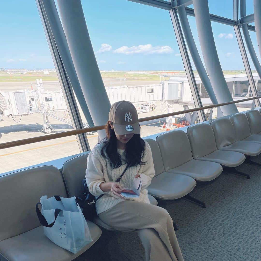 荒谷江莉香さんのインスタグラム写真 - (荒谷江莉香Instagram)「. 韓国旅行楽しすぎた〜🇰🇷✈️」10月9日 21時47分 - erika.araya.s2