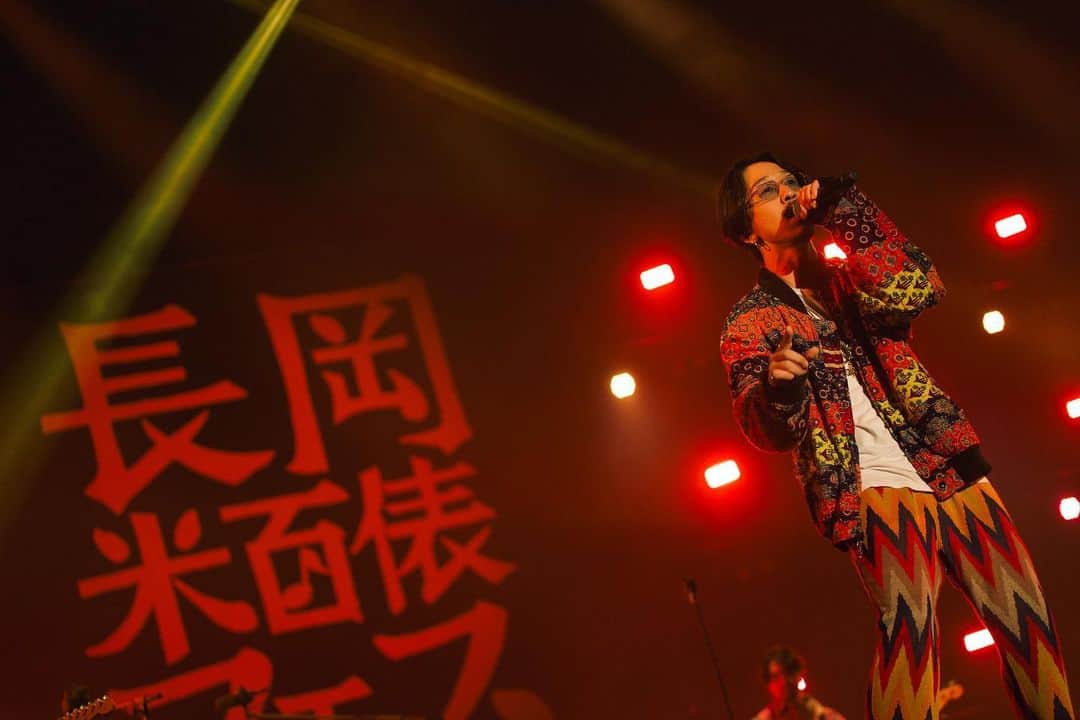 Nulbarichさんのインスタグラム写真 - (NulbarichInstagram)「2023.10.9(Mon) 長岡 米百俵フェス ～ 花火と食と音楽と ～ 2023  #nulbarich #ナルバリッチ #米フェス #live @nulbarich_official  @nagaoka_comefes @mrjeremyquartus  @yamazakitkr  @kent.aro_gram  @tkysbass  @kainyan  #今村慎太郎  Photo by：kyonntra( @kyonntra ) 笛吹侑暉( @yukiusui_ ) Iral Resty」10月9日 21時55分 - nulbarich_official