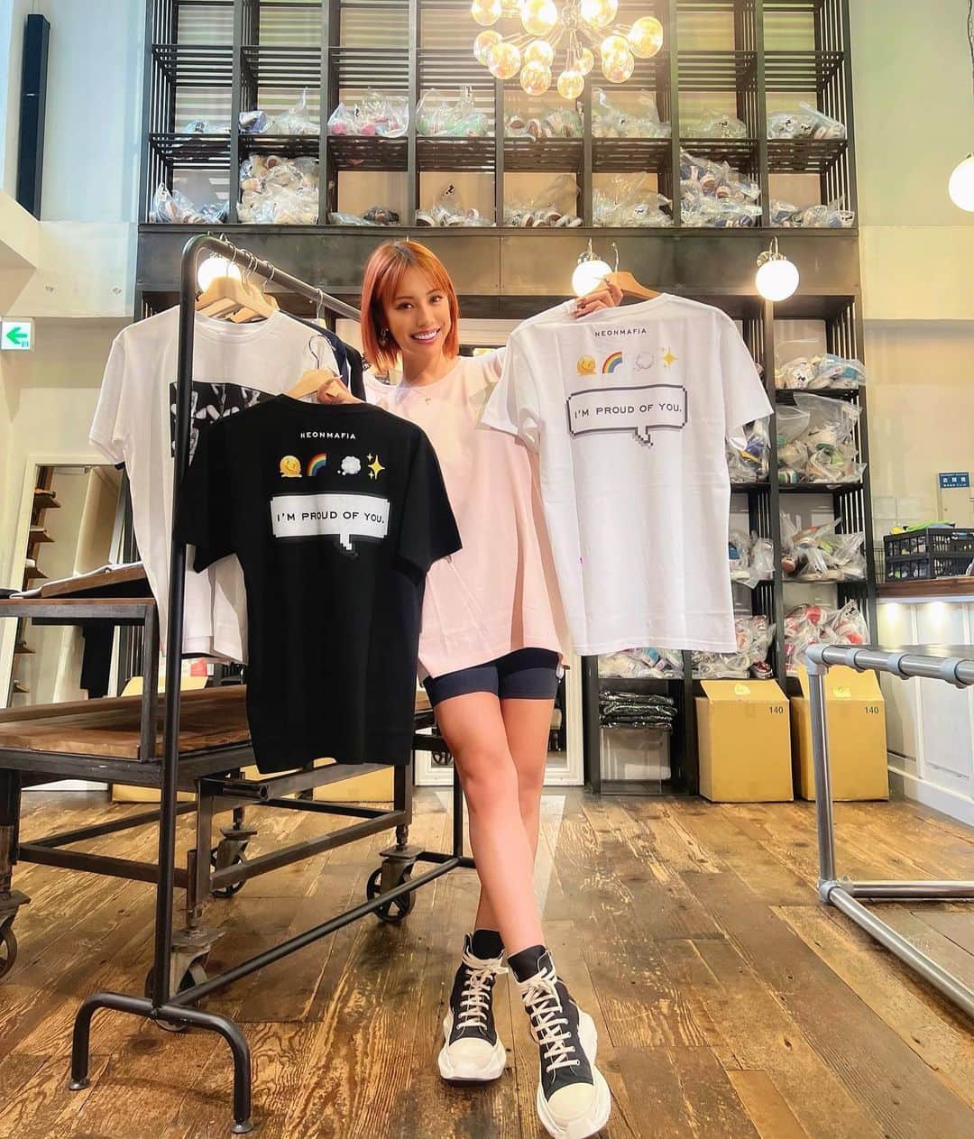 のインスタグラム：「POPUPありがとうございました！  欲しかったけど、来れなかった人必見✨ なんと数量限定でネット販売開始🎉🎉🎉 ストーリーから飛んで下さい♪  #cyberjapan #junon #サイバージャパン　#ジュノン」