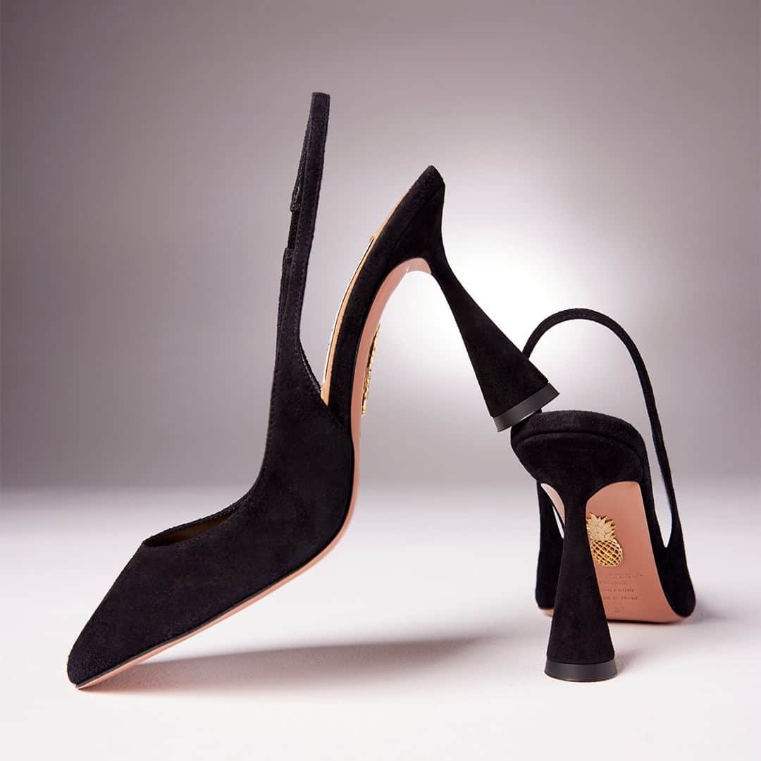 Aquazzuraのインスタグラム：「Pumps never run out of fashion. Introducing Amore Pump 95, crafted from the finest black suede in a timeless slingback style   #AQUAZZURA #AQUAZZURAPumps」