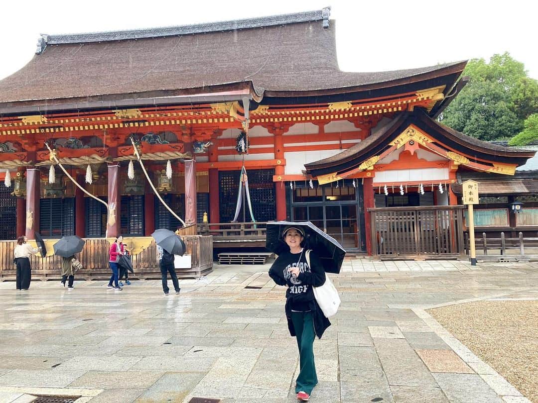 畑中葉子のインスタグラム：「八坂神社・祇園・京都 一休庵・円山公園・祇園 団子三姉妹・一休庵・円山公園  #八坂神社  #円山公園  #一休庵  #団子三姉妹  #祇園  #カフェ  #スイーツ  #団子  #cafe  #sweet  #京都  #畑中葉子」