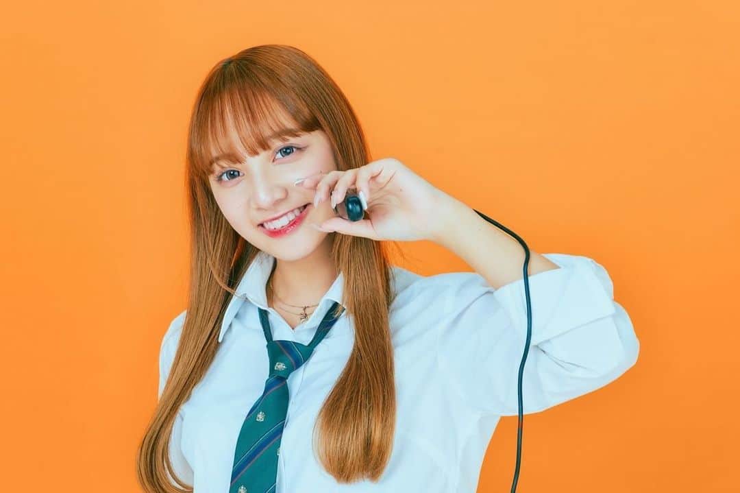 のインスタグラム：「. 【‪‪❤︎‬ご報告‪‪❤︎‬】 この度、｢今日、好きになりました。台北編｣に夏休み編2023の継続で参加する事になりました！ 高校2年生16歳の吉田羽花(わか)です！  自分なりに後悔のない恋愛をしてきたので是非見てください🥹  第1話は10/16 22:00~放送です🪄  #今日好きになりました   #今日好き   #台北編   #06  #jk  #sjk   #吉田羽花」