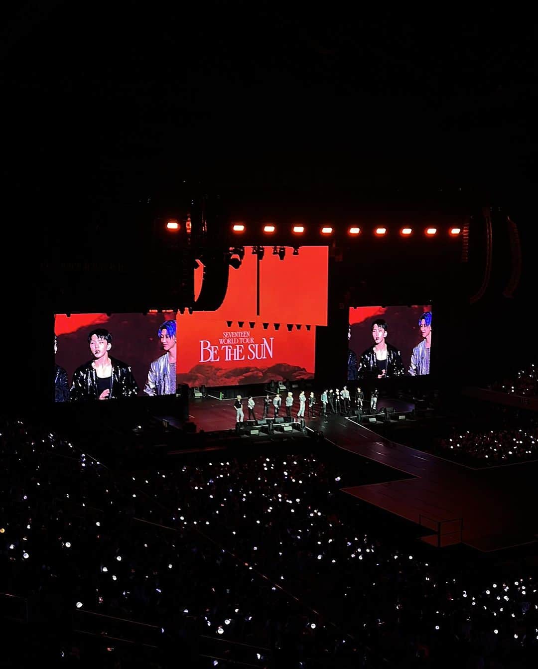 ミーガン・ヤングさんのインスタグラム写真 - (ミーガン・ヤングInstagram)「💎 A throwback to last year when we got to watch Seventeen's Be The Sun tour in Manila 😍 I'm soooooo excited for their tour in January 😆 praying I'm able to buy tickets for the section that I want!!! 💎」10月9日 23時10分 - meganbata