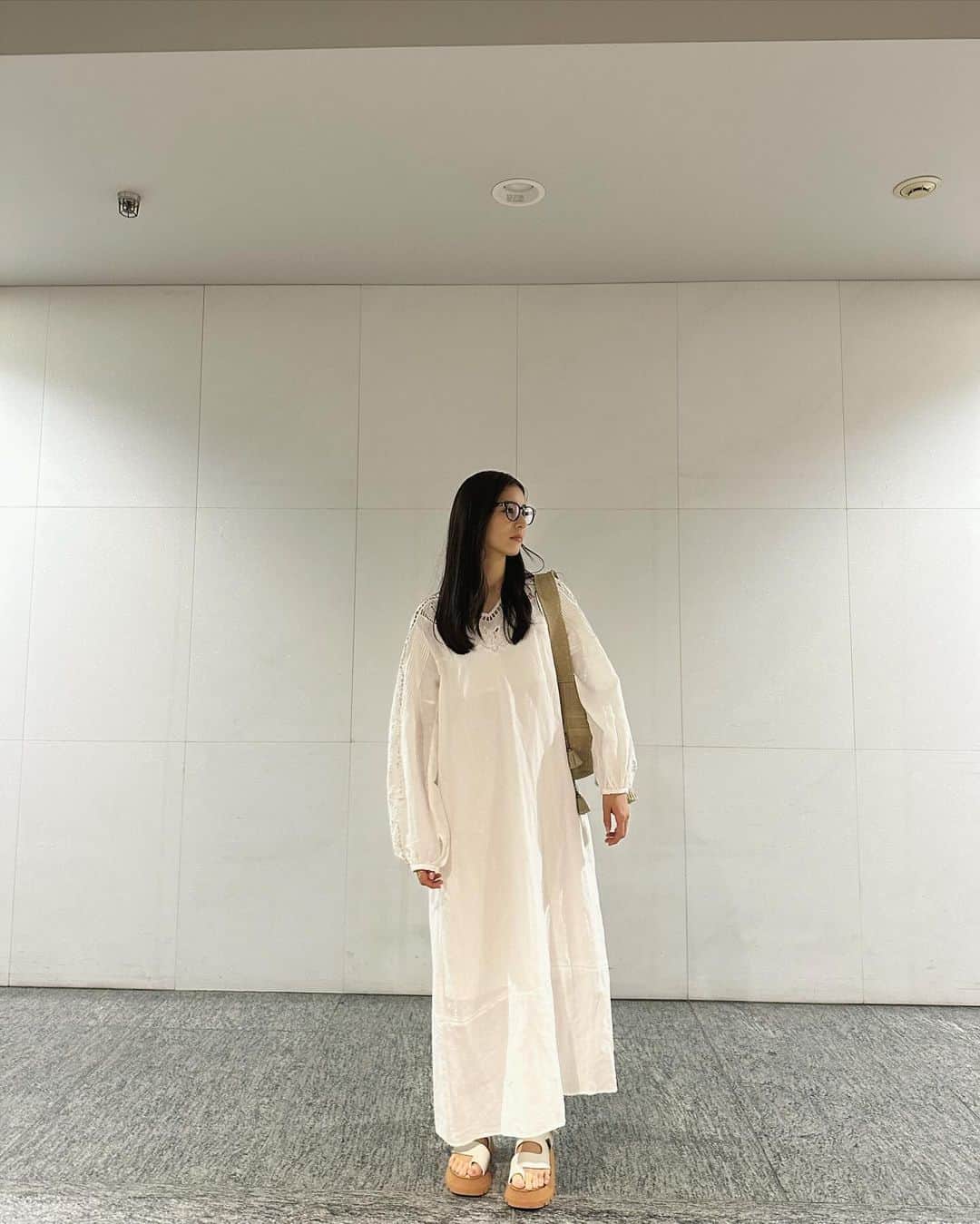 新木優子さんのインスタグラム写真 - (新木優子Instagram)「おやすみなさいませ♡  #私服  dress : @marno__official  shoes : @31philliplim  bag : @dior   #fashion #ootd」10月9日 23時34分 - yuuuuukko_