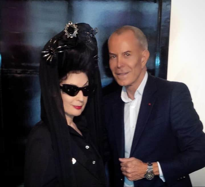 ジトロワのインスタグラム：「THE FAIRY OF THE FASHION WEEK I Diane Pernet & Jean-Claude jitrois #dianepernet #asvoff」