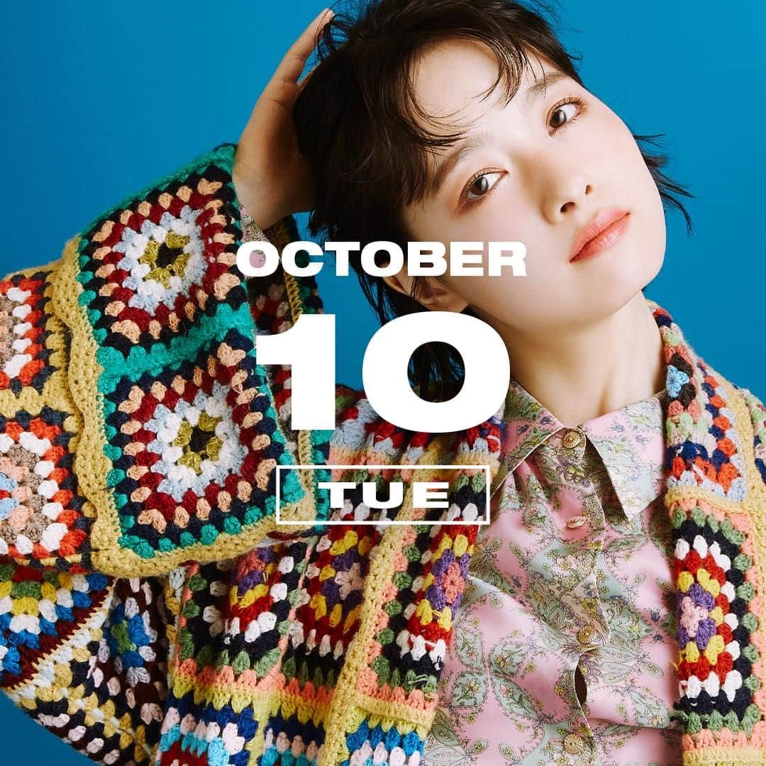 のインスタグラム：「10月10日は『銭湯の日』。銭湯（1010）の語呂合わせからできた記念日。今日は銭湯に行って、ゆったりとした時間を過ごしてみては？ TOMOOがファッショナブルにお祝い！  NYLON.JPでは「365日、毎日がアニバーサリー」をテーマに、ファッショナブルでユニークなスタイリングを毎日提案しているよ！  nylon.jp/365/2023/1010  MODEL：TOMOO @tomoo_ssw  #365anniversary #fashion #makeup #bomdiaeauty#style #今日は何の日 #make #nylonjapan #nylonjp #coordinated #coordinates#ootd #outfit #coordinate  #photography #beautiful #photooftheday」
