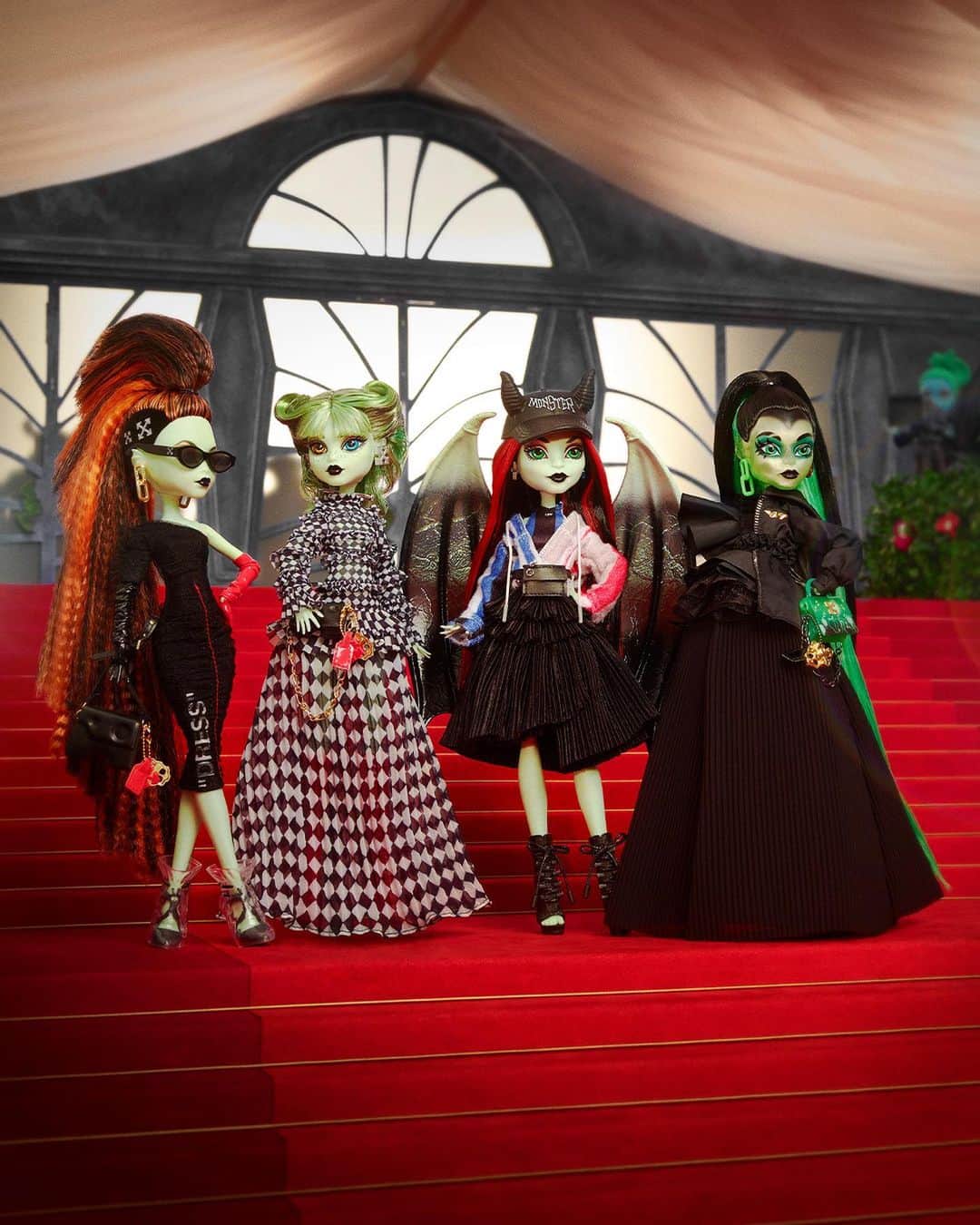 OFF-WHITE C/O VIRGIL ABLOHのインスタグラム：「“READY TO SCARE”  an iconic collaboration with @monsterhigh sees four original dolls dressed in archival Off-White™ pieces and accessories, celebrating the spirit of individuality and non-conformity that defines both brands. conceived by Virgil Abloh, who envisioned a unique spin on “Monsterfication” for this partnership with @mattelcreations.  the four dolls will be exclusively available at Off-White™ flagship locations in Miami, New York City, Las Vegas, Paris and Milan from October 11.  Electra Melody will be available online on off---white.com, mattelcreations.com starting from October 13 at 6PM CET」