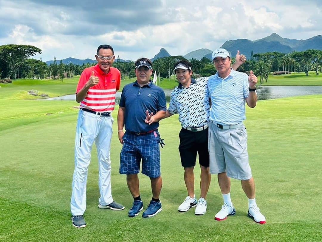池谷幸雄さんのインスタグラム写真 - (池谷幸雄Instagram)「カネパッケージ株式会社さんの【マングローブ植樹ツアー】のメンバーで親睦ゴルフをしました⛳️ 天気にも恵まれ最高でしたが、スコアは…🥲 素晴らしいゴルフ場でしたので、フィリピンへ行かれる際はぜひ❕⛳️ #カネパッケージ #植樹 #マングローブ #ゴルフ #フィリピン #ゴルフ場 #ゴルフスイング #ゴルフスイング動画」10月10日 1時10分 - yukio_iketani