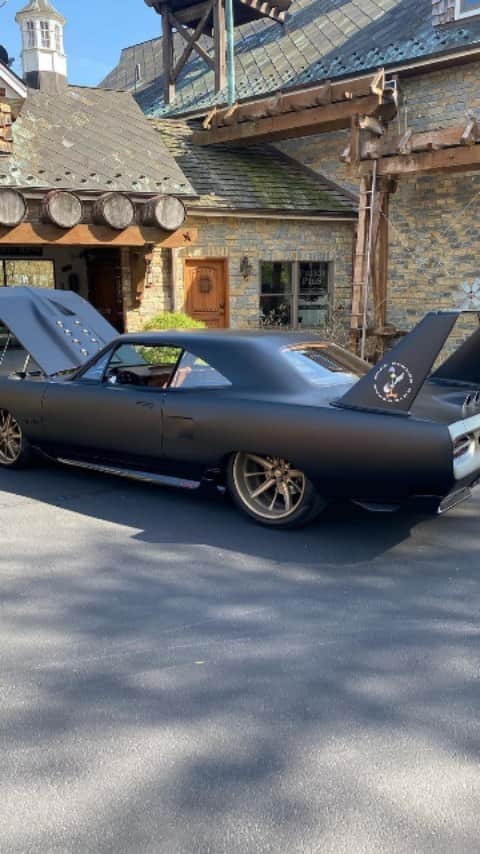 のインスタグラム：「Credit @jerry.fry.581  _ #Classic #classics #Classiccar #classiccars #americanmuscle #Musclecar #Musclecars #car」