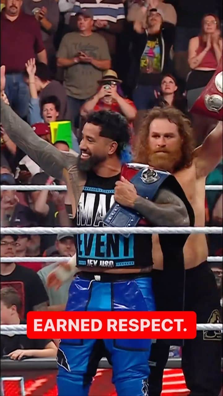 WWEのインスタグラム：「@uceyjucey has FINALLY earned #KevinOwens RESPECT. 🤝 #WWERaw」