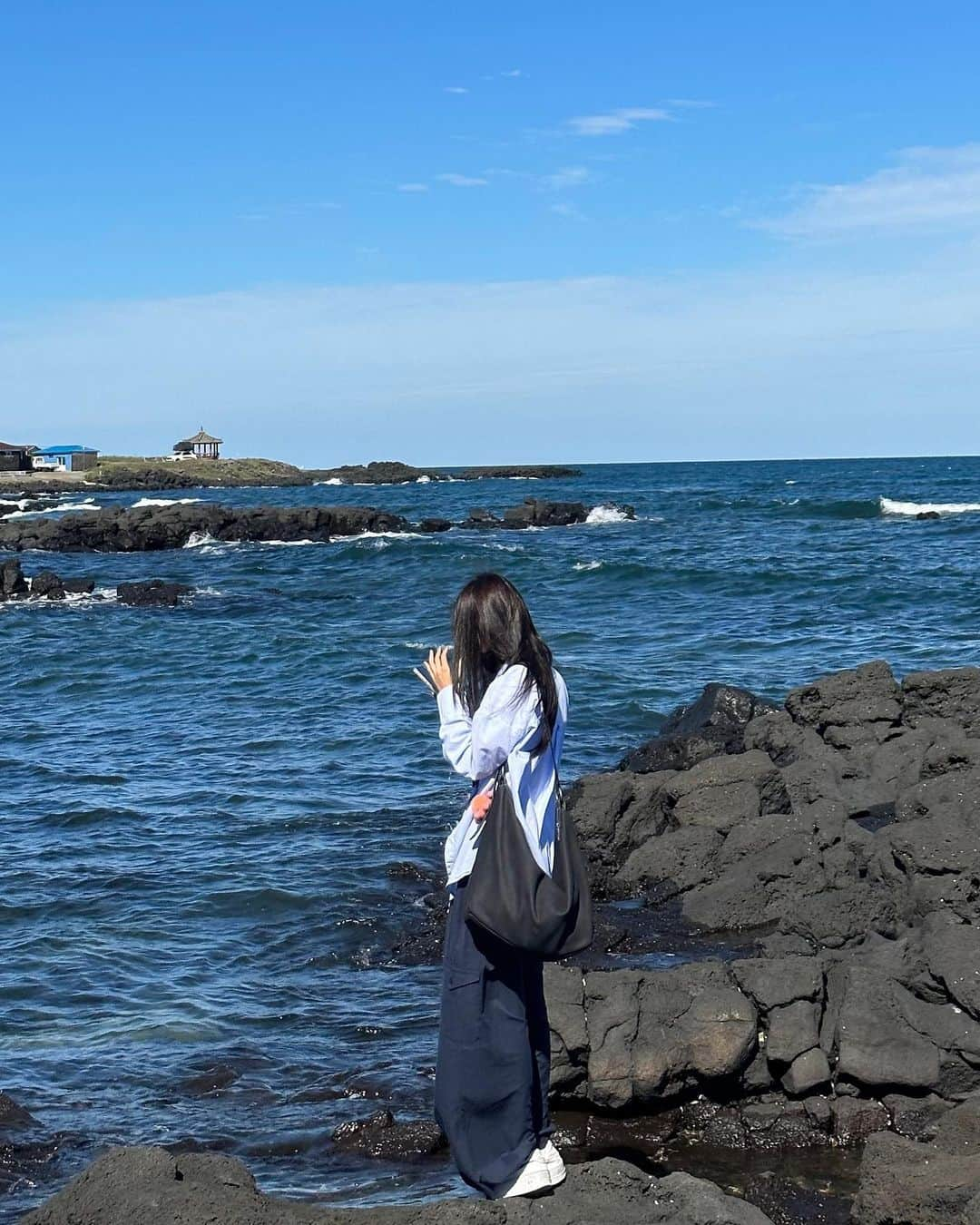 カン・ヘウォンさんのインスタグラム写真 - (カン・ヘウォンInstagram)「🌊」10月10日 11時27分 - hyemhyemu