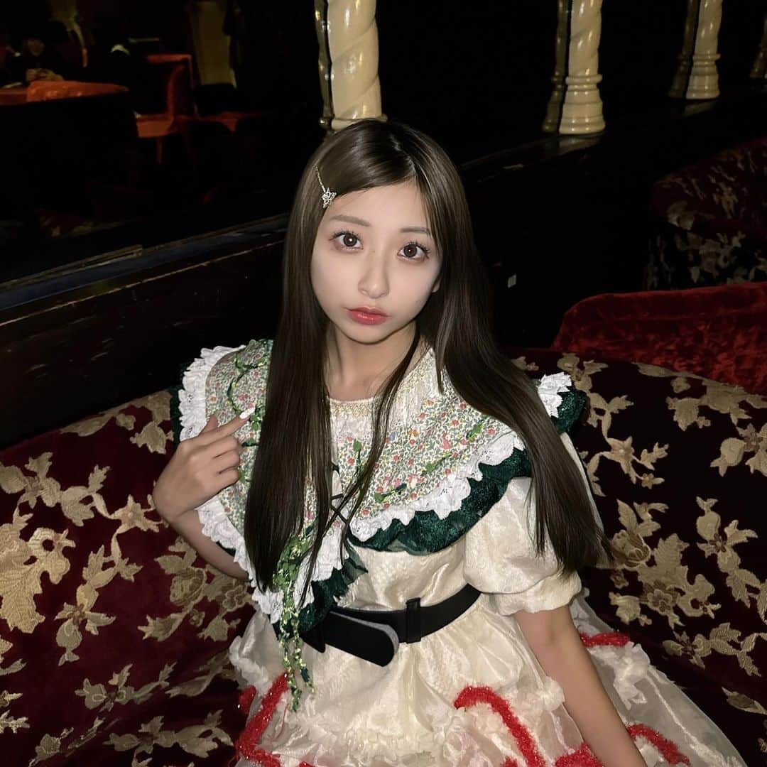 福田花音のインスタグラム：「今夜は許してよ🥀🤍」