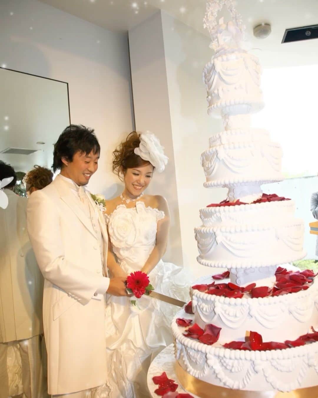 ochikeronのインスタグラム：「13 years ago today 10.10.2010. Still like yesterday 💍  #wedding #weddinganniversary #結婚式 #結婚記念日 #101010」