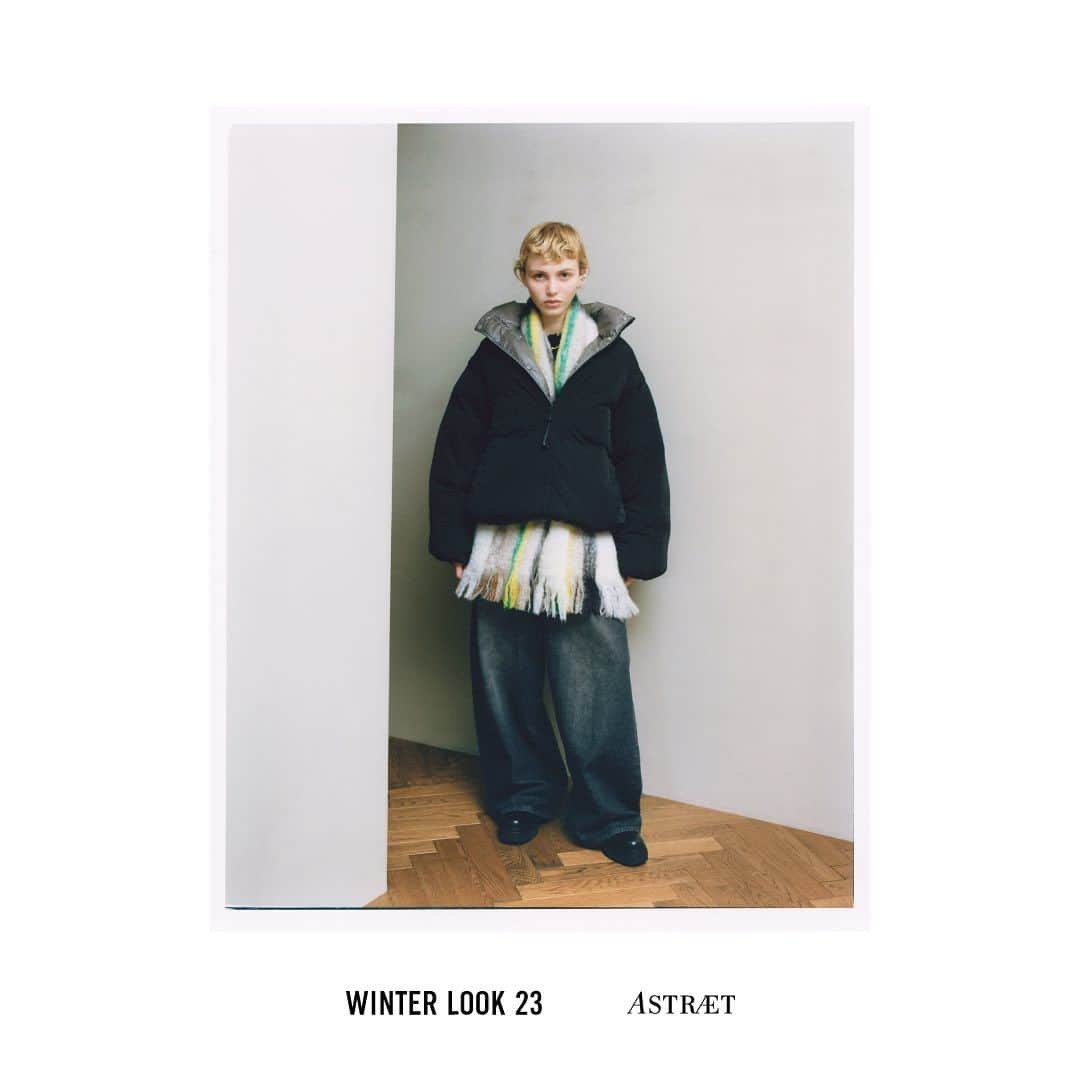 アストラットのインスタグラム：「WINTER LOOK 2023  Outer ¥66,000 Sweater ¥28,600 Pants ¥29,700 Muffler ¥19,800  #astraet#アストラット#unitedarrows#ユナイテッドアローズ#winter#冬#look #newarrivals#新作」