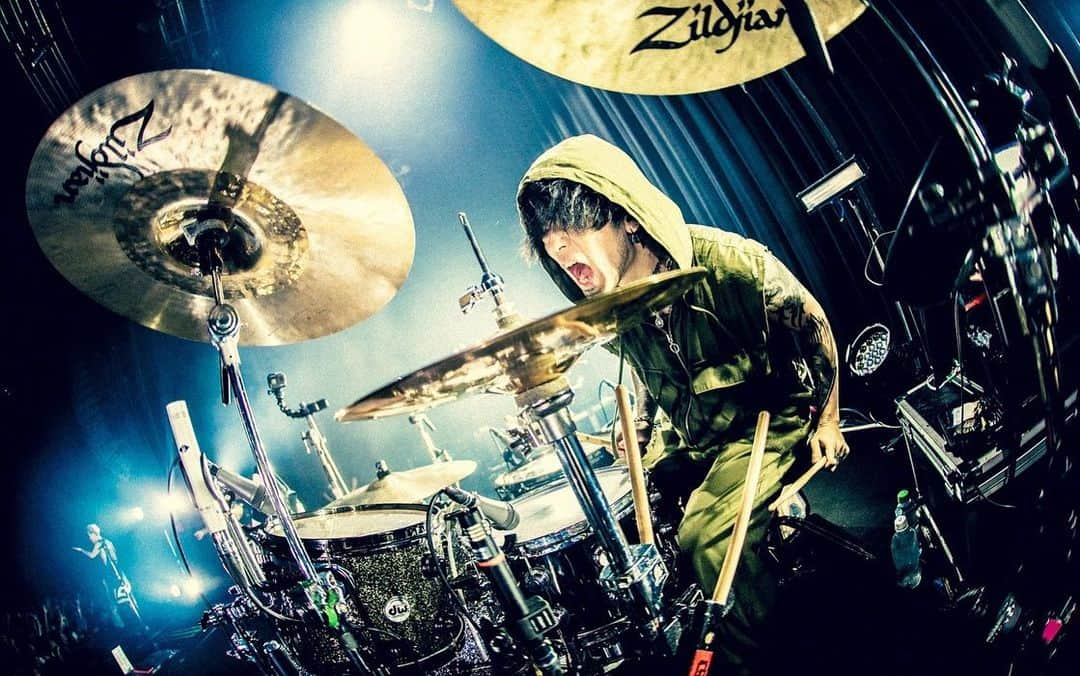 Katsuma さんのインスタグラム写真 - (Katsuma Instagram)「"SETLIST ELECTION" ONE MAN TOUR 2023 at Zepp Fukuoka  Photos @yamada_mphoto   #coldrain #SWEETSIXTEEN」10月10日 12時02分 - katsuma_drums