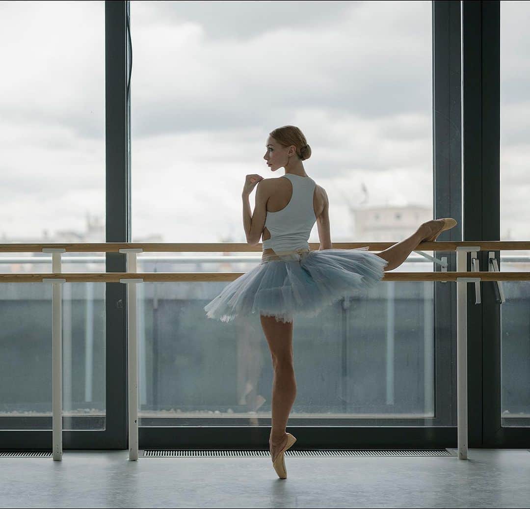 ballerina projectさんのインスタグラム写真 - (ballerina projectInstagram)「𝐅𝐥𝐚𝐬𝐡 𝐒𝐚𝐥𝐞 📸 on Ballerina Project Instax Collections and remaining large format limited edition prints. 𝘠𝘰𝘶 𝘤𝘢𝘯 𝘧𝘪𝘯𝘥 𝘰𝘶𝘳 𝘌𝘵𝘴𝘺 𝘴𝘵𝘰𝘳𝘦 𝘭𝘪𝘯𝘬 𝘰𝘯 𝘰𝘶𝘳 𝘐𝘯𝘴𝘵𝘢𝘨𝘳𝘢𝘮 𝘢𝘤𝘤𝘰𝘶𝘯𝘵 𝘱𝘢𝘨𝘦.  @iana_salenko #ianasalenko #ballerinaproject」10月10日 4時36分 - ballerinaproject_