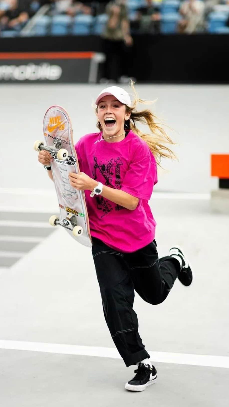X Gamesのインスタグラム：「What’s better? The trick or the celebration 🥹  @chlo_the_flo wins @sls Sydney  #Skateboarding」