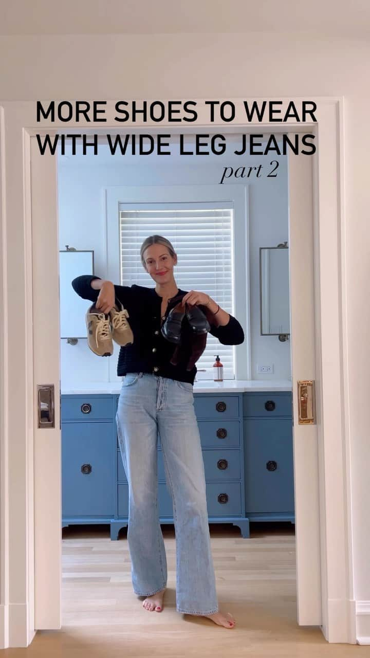 Anna Jane Wisniewskiのインスタグラム：「You keep asking so I’ll keep doling out ideas! Here are three more shoes I’m wearing with my wide leg pants: 1.) loafers 2.) kitten heel booties 3.) retro sneakers   Which are your favorite?  #styletips #widelegpants #widelegjeans #stylesession #stylisttips」