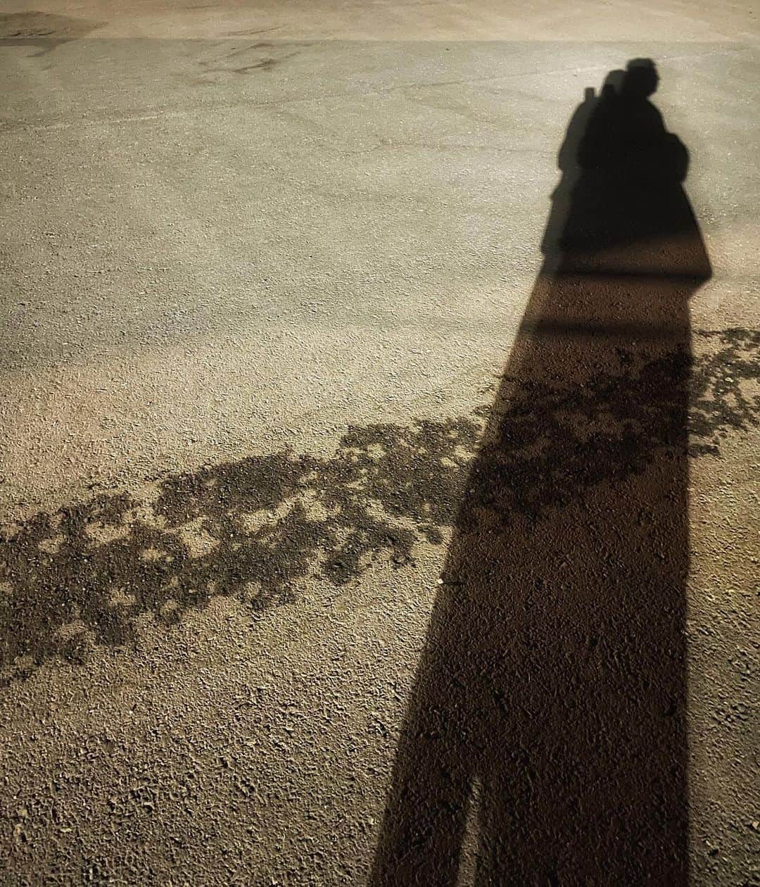 シェヘラザード・ゴールドスミスのインスタグラム：「A definite weekend. ❤️ @matthewfreud」